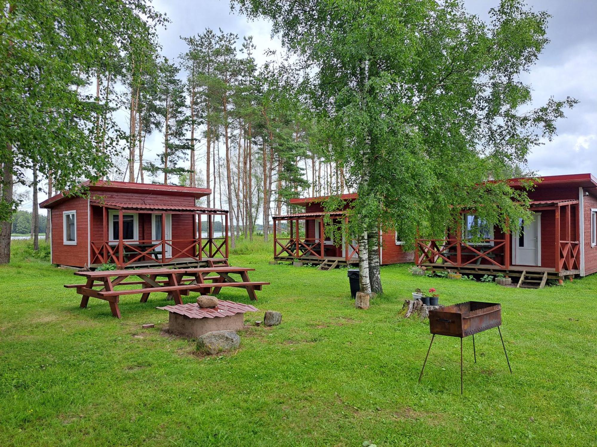 Lazdininku Poilsiaviete Hotel Darbenai Kültér fotó